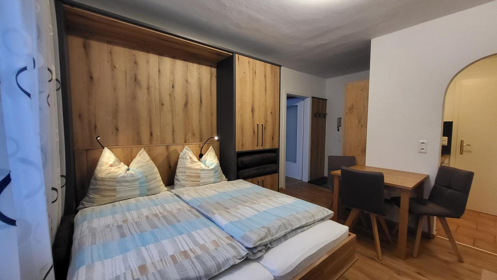 Appartements Mayr Inklusive Ganzjaehrig Gratis Zugang Zur Alpentherme Und Im Sommer Kostenlose Bergbahnnutzung Бад Хофгаштайн Экстерьер фото